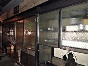The Acqua Al 2 restaurant in Washington, DC, uses hammered chicken wire glass to cover storage areas. Casement windows are made from a patchwork of chicken wire glass of various textures. 