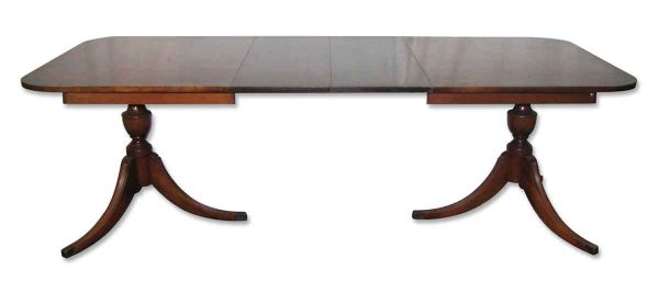 Duncan Phyfe Extendable Table