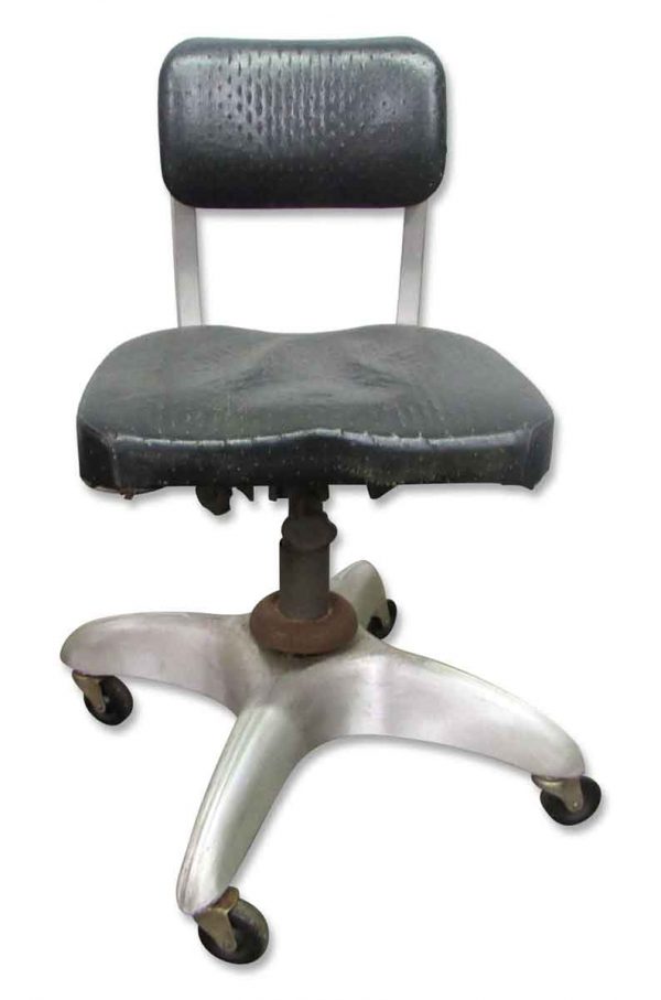 Propeller Base Office Chair