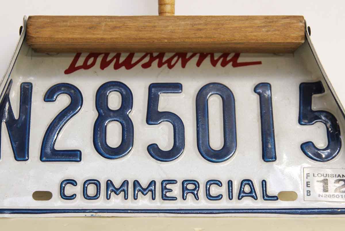 Louisiana License Plate Aluminum Ultra-Slim Souvenir Keychain  2.5x1.25x0.06