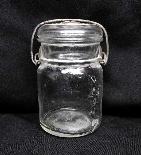 Set of Bail Here Glass Jars