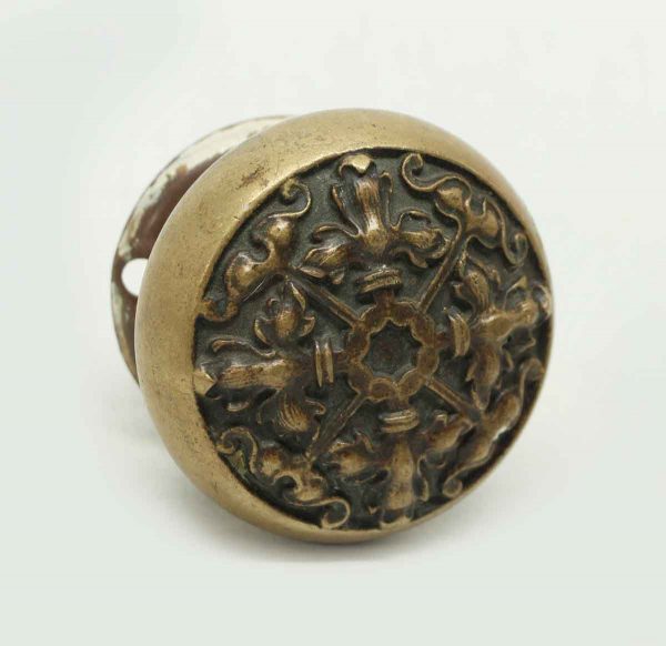 Ornate Collectors Quality Knob with Rosettes