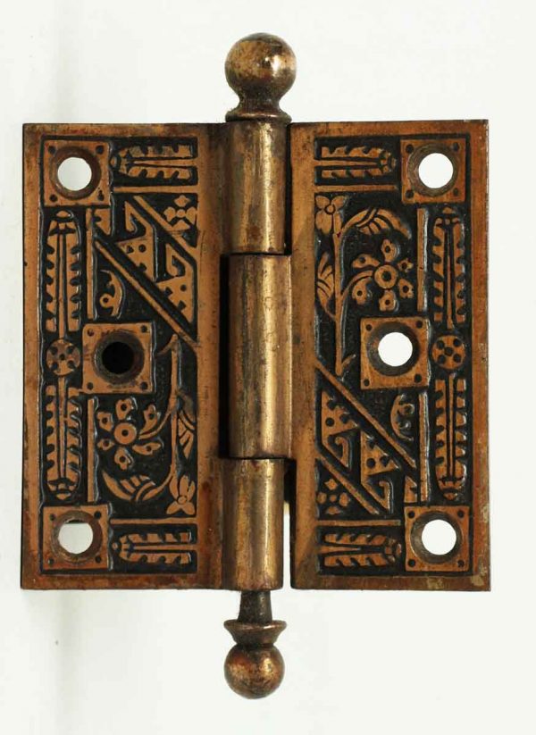 Small Ball Tip Bronze Washed Ornate Hinge