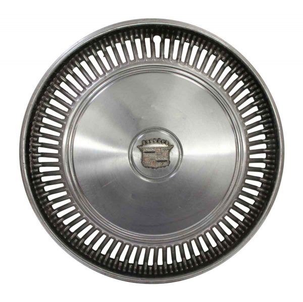 Car Fronts & Parts - Vintage Silver Cadillac Hubcap