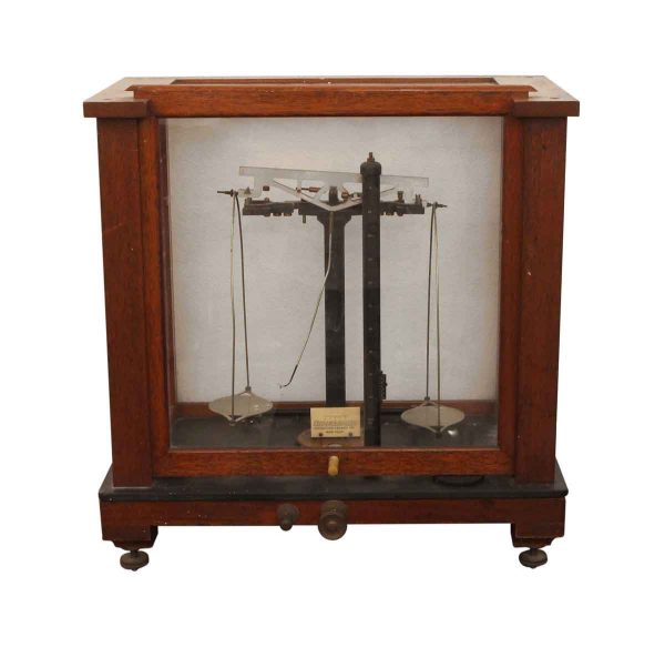 Scales - Chainomatic Wood & Glass Analytical Scale