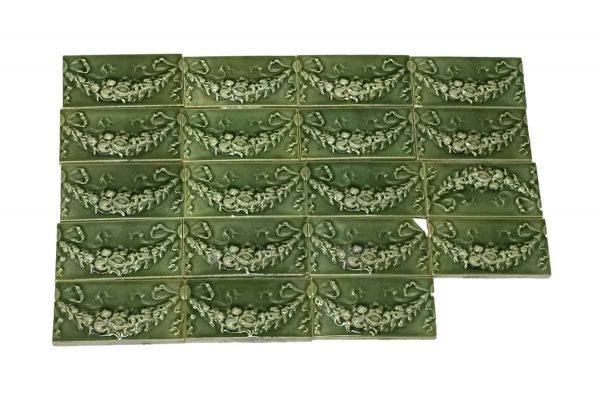 Wall Tiles - Light Green 6 x 3 Floral Tile Set