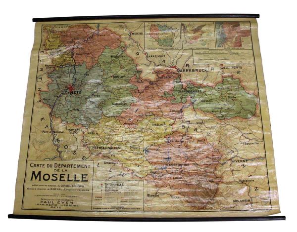 Globes & Maps - 1921 French School Wall Map