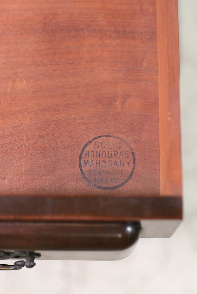 colonial mfg co desk