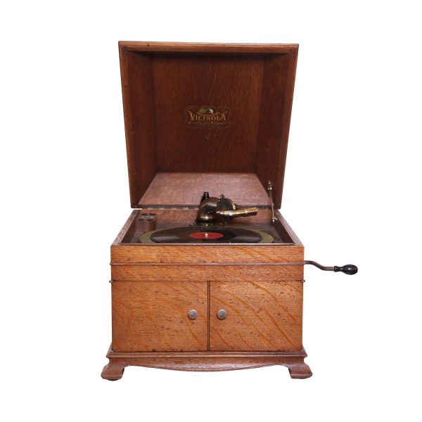 Musical Instruments - Early 1900s Oak Victrola Victor Talking Machine