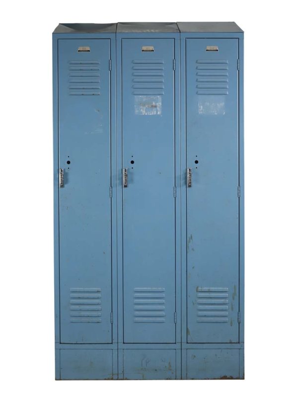 Industrial - Vintage Blue Steel Penco Single Tier 3 Person Metal Locker Q279268