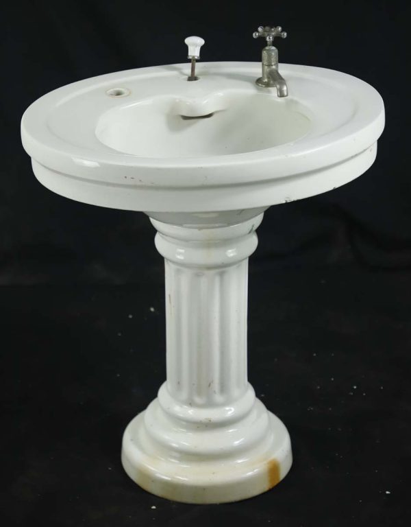 Bathroom - Reclaimed 27 in. Oval White Ceramic Ribbed Pedestal Sink
