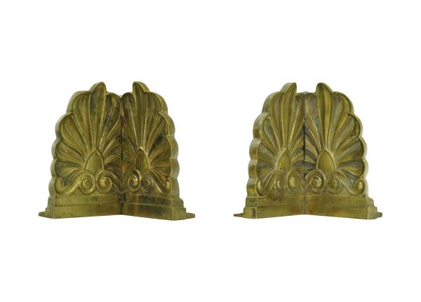 Decorative Metal - Pair of Art Deco Brass Inside Corner Brackets