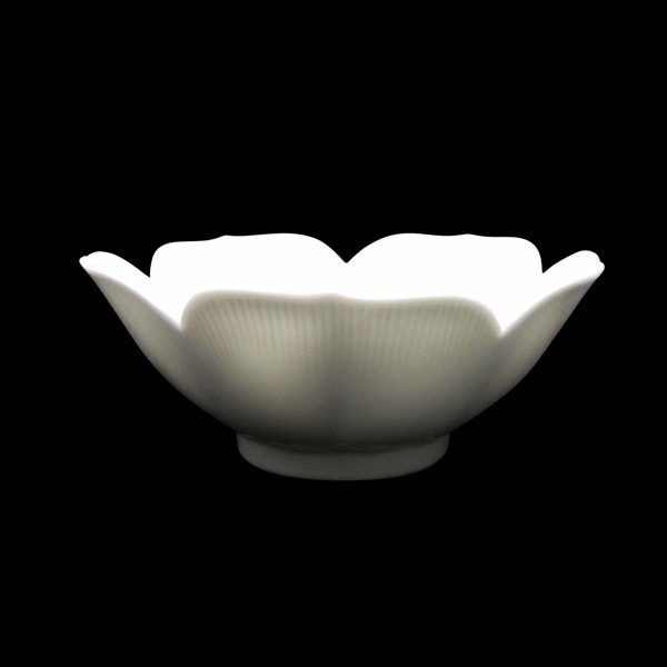 Kitchen - Italian Made White 8 in. Floral Round Bowls