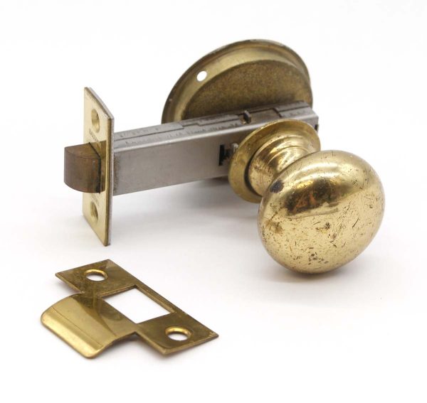 Door Knob Sets - Classic Passage Brass Knob & Round Recessed Pull Door Lock Set